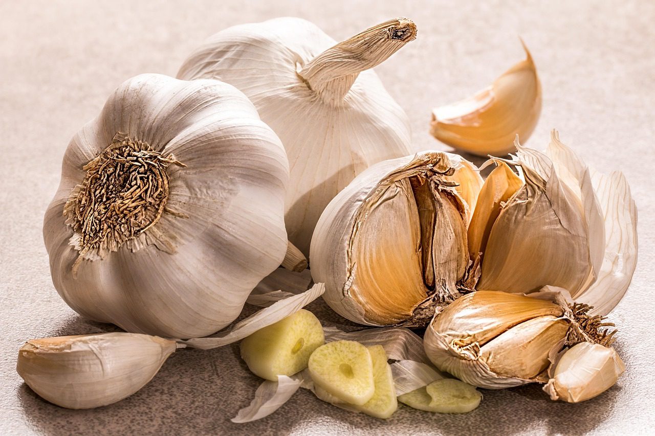 Download free HD stock image Alho fresco, um dos principais alimentos que aumentam a imunidade naturalmente Alho fresco, um dos principais alimentos que aumentam a imunidade naturalmente
